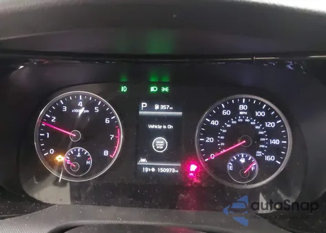 2022 Kia K5 Gt-Line z USA, uszkodzony, nr VIN 5XXG64J24NG093308